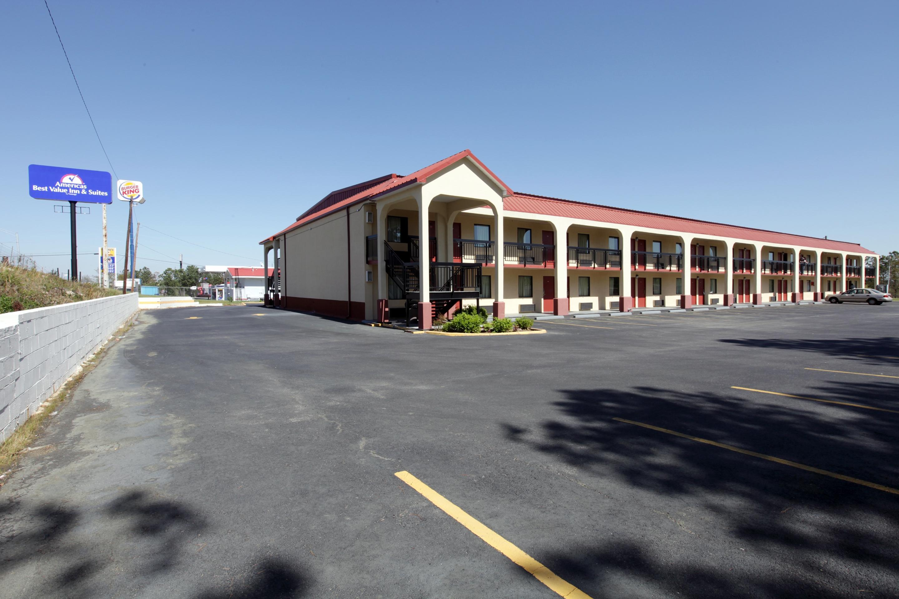 Americas Best Value Inn & Suites Macon Esterno foto