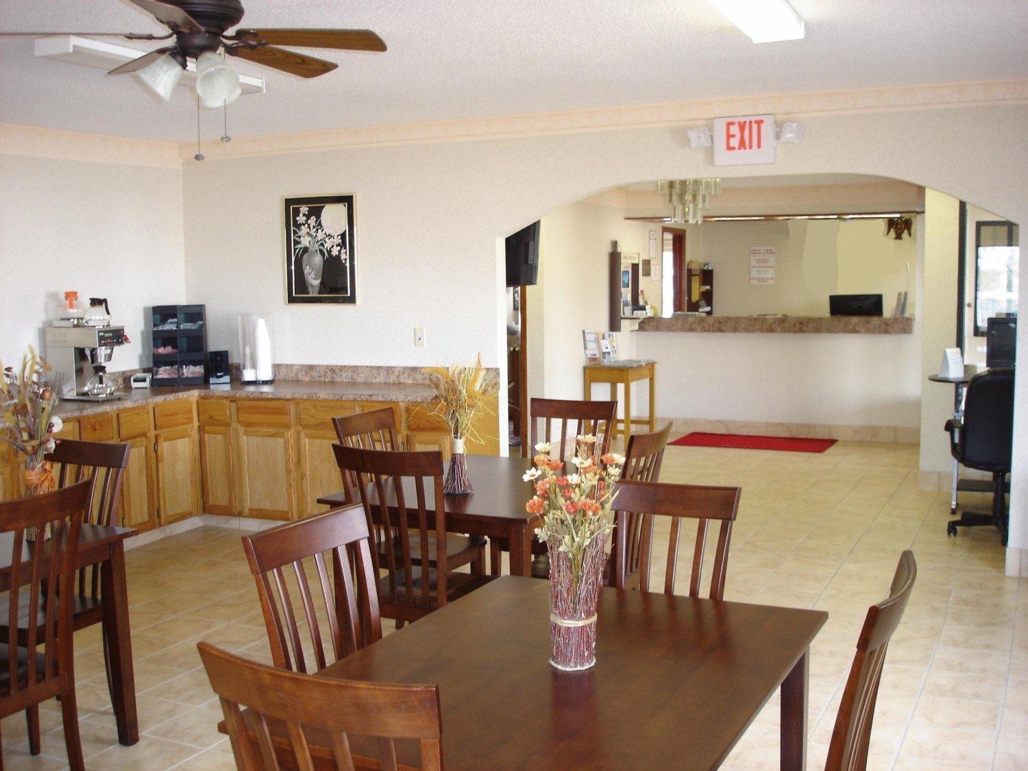 Americas Best Value Inn & Suites Macon Esterno foto